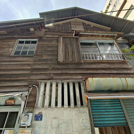Jerry'S Mazehut Hostel Tainan Luaran gambar