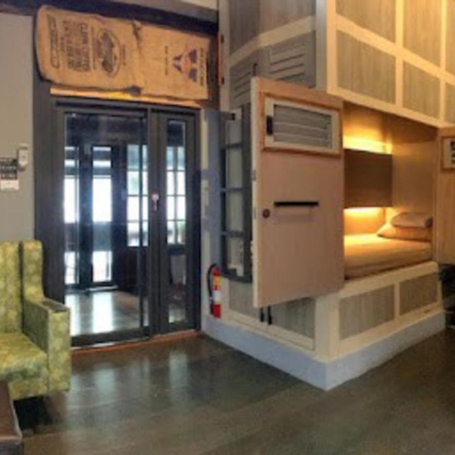 Jerry'S Mazehut Hostel Tainan Luaran gambar