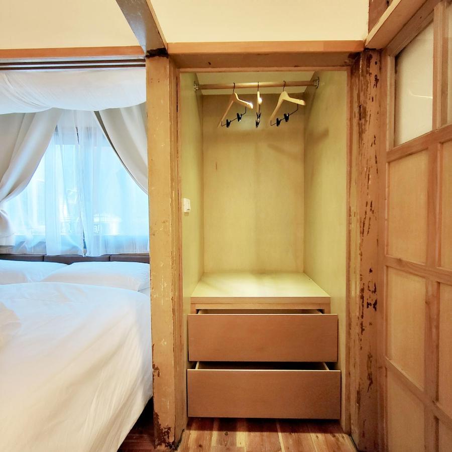 Jerry'S Mazehut Hostel Tainan Luaran gambar