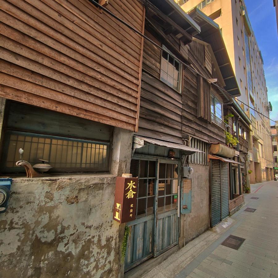 Jerry'S Mazehut Hostel Tainan Luaran gambar