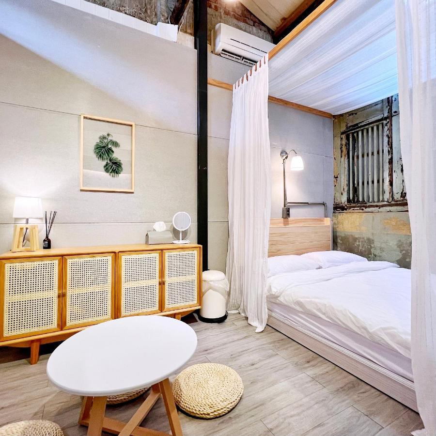 Jerry'S Mazehut Hostel Tainan Luaran gambar